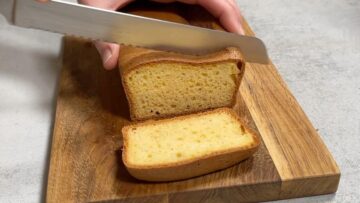 Low Carb Eiweißbrot anschneiden