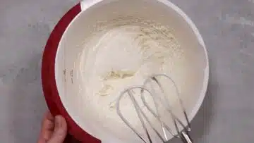 Low Carb Eiweißbrot: mischen