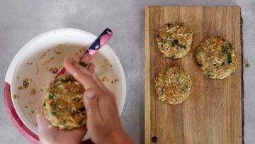 Low Carb Gemüseburger formen