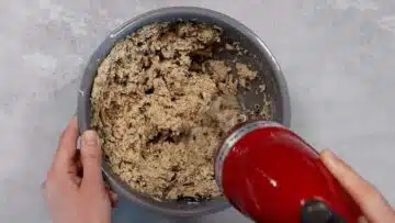 Low Carb Körnerbrot ohne Mehl rühren