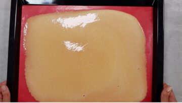 Low Carb Lasagne: Teig verstreichen