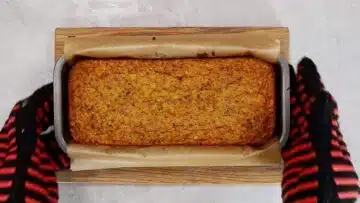 Low Carb Rüblikuchen ohne Mehl: Backen