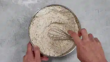 Low Carb Rüblikuchen ohne Mehl: Mischen