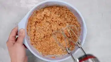 Low Carb Rüblikuchen ohne Mehl: Rühren