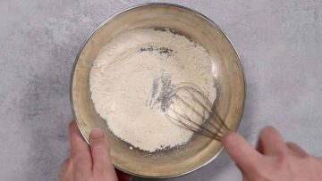 Low Carb Toasties: Mischen