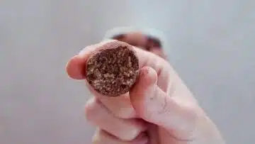 Protein Balls: Kühlen und genießen