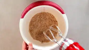 Protein Balls: Teig rühren