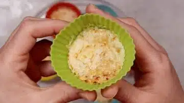 Protein Chips selber machen abkühlen und aus der Form lösen