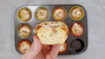 Rhabarber Muffins ohne Zucker: Abkühlen