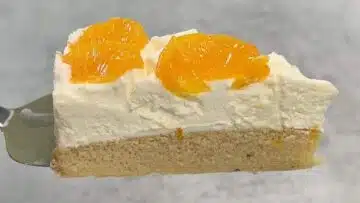 Mandarinen Schmand Kuchen ohne Zucker: Kühlen