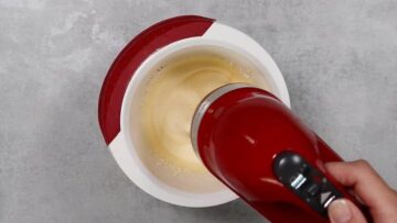 Schokoauflauf ohne Zucker: Weiterschlagen