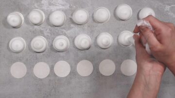 Schokoküsse ohne Zucker: Aufspritzen