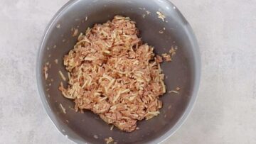 Thunfisch Käse Taler: Mischen