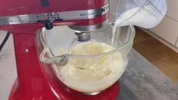 Zauberkuchen ohne Zucker rühren