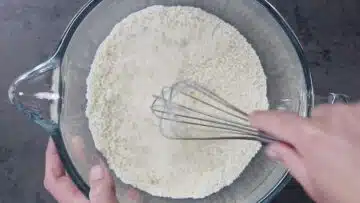 Apfelmuskuchen ohne Zucker: Mischen