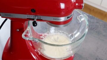 Baileys ohne Zucker: Aufschlagen