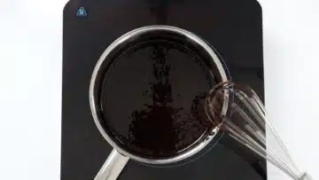 Brownies ohne Zucker: Rühren