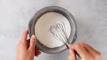 Buttermilch Zitronen Eis selber machen ohne Zucker: Mischen