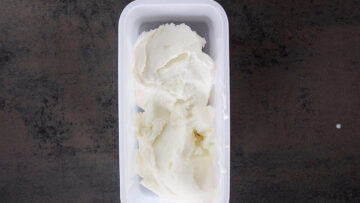 Eis ohne Zucker: Umrühren