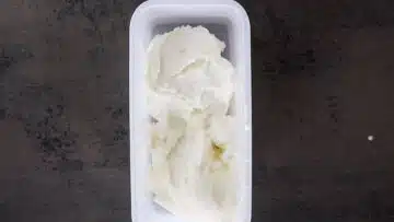 Eis ohne Zucker: Umrühren