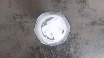 Eiskaffee ohne Zucker: Vorbereiten