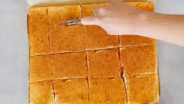 Gesundes Leinsamenbrot ohne Mehl: Backen