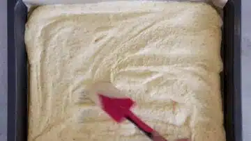 Gesundes Leinsamenbrot ohne Mehl: Verstreichen