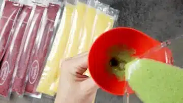 Gesundes Wassereis ohne Zucker: Einfrieren