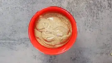 Haselnussmus selber machen: Umfüllen