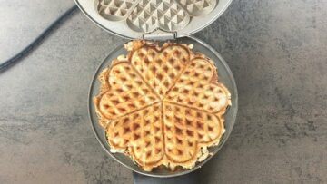 Herzhafte Low Carb Waffeln mit Thunfisch: Genießen