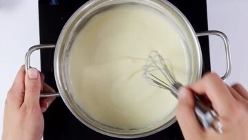 Joghurttorte ohne Zucker: Köcheln