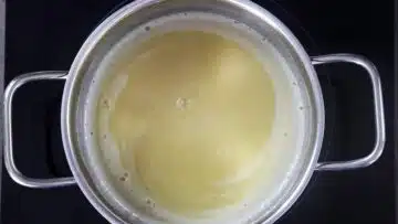 Karamell ohne Zucker selber machen: Rühren