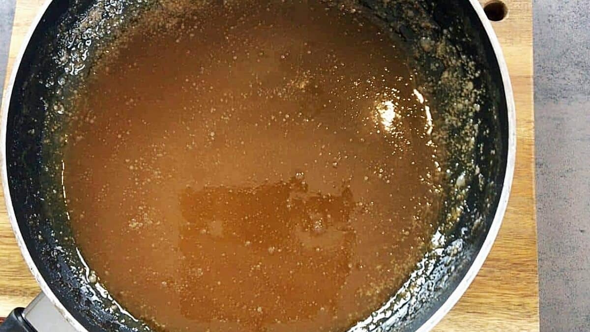 Karamell ohne Zucker selber machen: Umfüllen