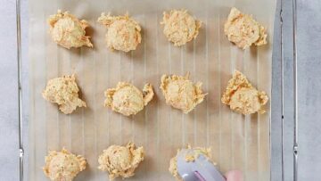 Low Carb Brötchen mit Leinsamen und Karotten: Formen