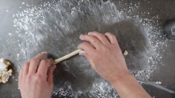 Low Carb Brotsticks: Formen