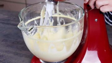 Low Carb Butercreme ohne Zucker: Cremig schlagen