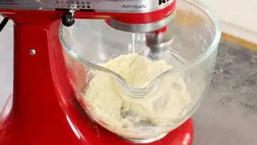 Low Carb Chocolate Chip Cookies ohne Zucker: Rühren