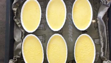 Low Carb Creme Brulee ohne Zucker: Stocken lassen