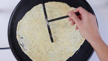 Low Carb Crepes: Verteilen
