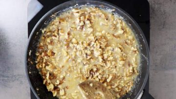 Low Carb Engadiner Nusstorte ohne Zucker: Abkühlen