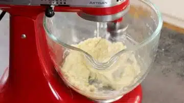 Low Carb Erdnussbutter Kekse ohne Zucker: Rühren