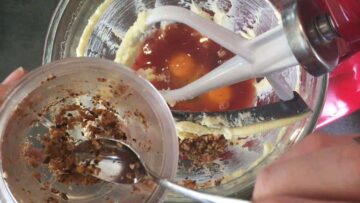 Low Carb Glühweinkuchen ohne Alkohol: Hinzugeben