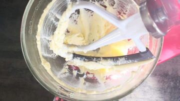 Low Carb Glühweinkuchen ohne Alkohol: Rühren