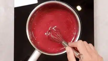 Low Carb Gummibärchen ohne Zucker: Erhitzen