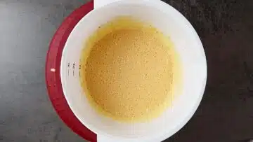 Low Carb Käse Schinken Muffins: Rühren