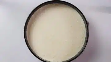 Low Carb Käsekuchen ohne Boden: Rühren