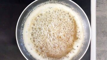 Low Carb Karamell Bonbons ohne Zucker: Erhitzen