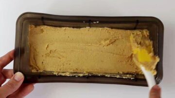 Low Carb Kartoffelbrot ohne Mehl: Umfüllen