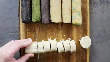 Low Carb Kokosplätzchen ohne Zucker: Schneiden