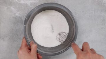 Low Carb Mandeleis ohne Zucker: Mischen